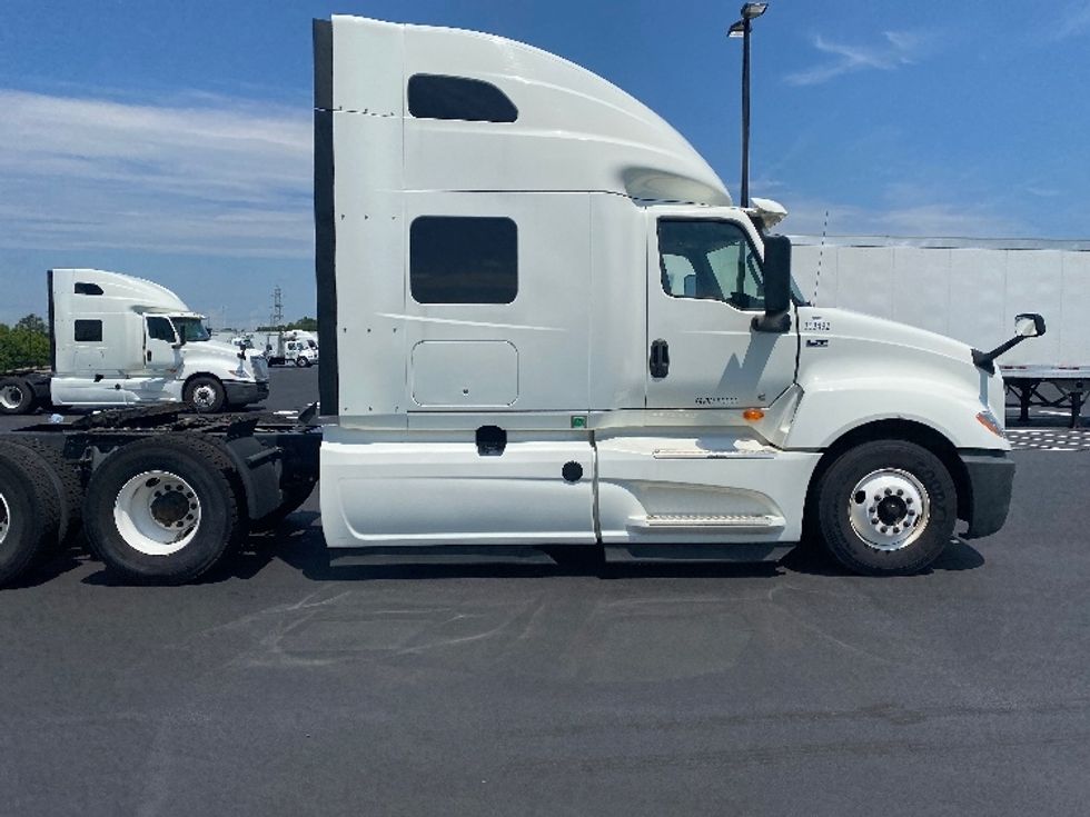 Sleeper Tractor-Heavy Duty Tractors-International-2020-LT625-Concord-NC-503,655\n\t\tmiles-$ 52,250 - Image 8