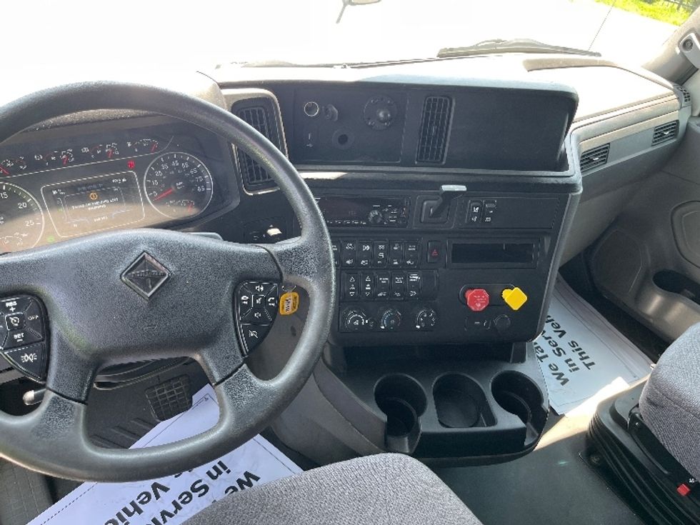Sleeper Tractor-Heavy Duty Tractors-International-2020-LT625-Concord-NC-648,196\n\t\tmiles-$ 40,500 - Image 11