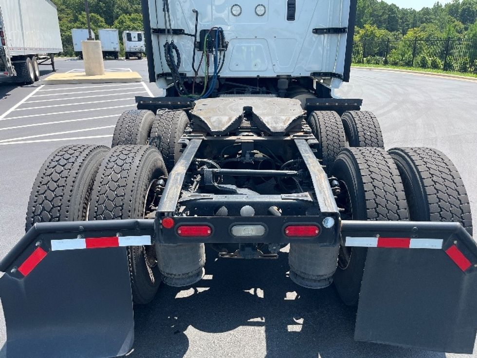 Sleeper Tractor-Heavy Duty Tractors-International-2020-LT625-Concord-NC-648,196\n\t\tmiles-$ 40,500 - Image 6