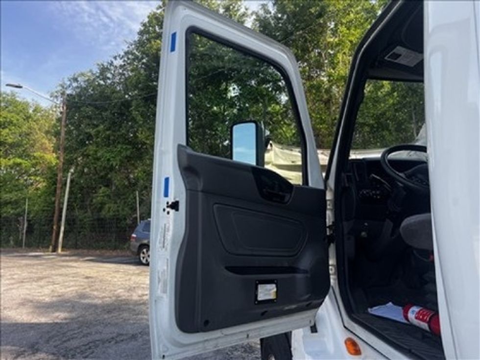 Sleeper Tractor-Heavy Duty Tractors-International-2020-LT625-Conyers-GA-426,421\n\t\tmiles-$ 37,000 - Image 10