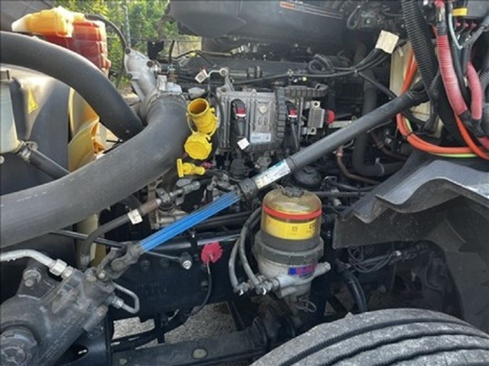 Sleeper Tractor-Heavy Duty Tractors-International-2020-LT625-Conyers-GA-426,421\n\t\tmiles-$ 37,000 - Image 17