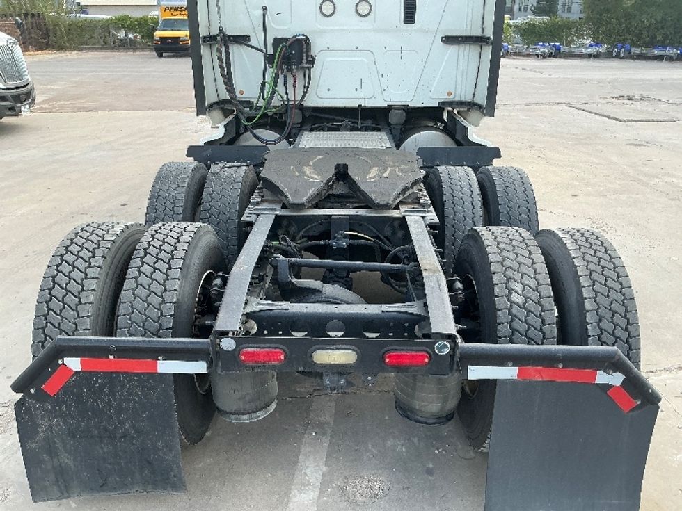Sleeper Tractor-Heavy Duty Tractors-International-2020-LT625-Dallas-TX-456,768\n\t\tmiles-$ 54,500 - Image 6