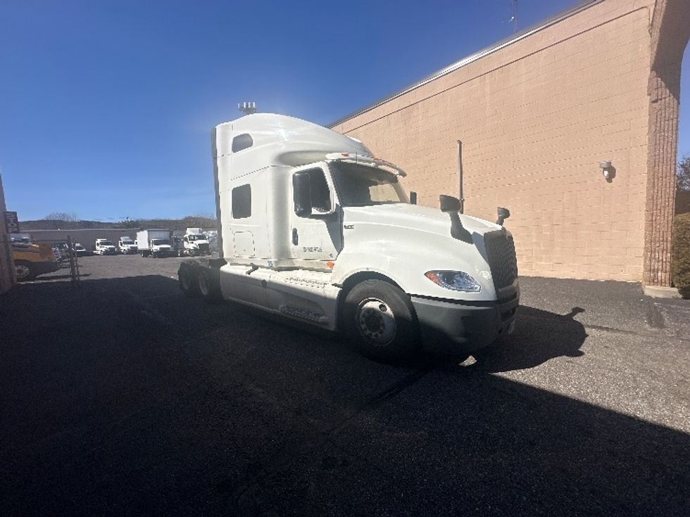 Sleeper Tractor-Heavy Duty Tractors-International-2020-LT625-Dayton-NJ-456,275\n\t\tmiles-$ 54,500 - Image 1