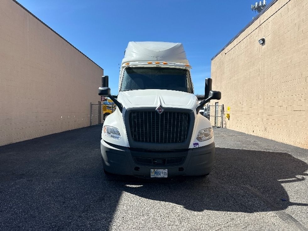 Sleeper Tractor-Heavy Duty Tractors-International-2020-LT625-Dayton-NJ-456,275\n\t\tmiles-$ 54,500 - Image 2