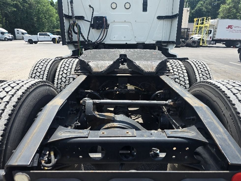 Sleeper Tractor-Heavy Duty Tractors-International-2020-LT625-Duluth-GA-485,536\n\t\tmiles-$ 47,000 - Image 6