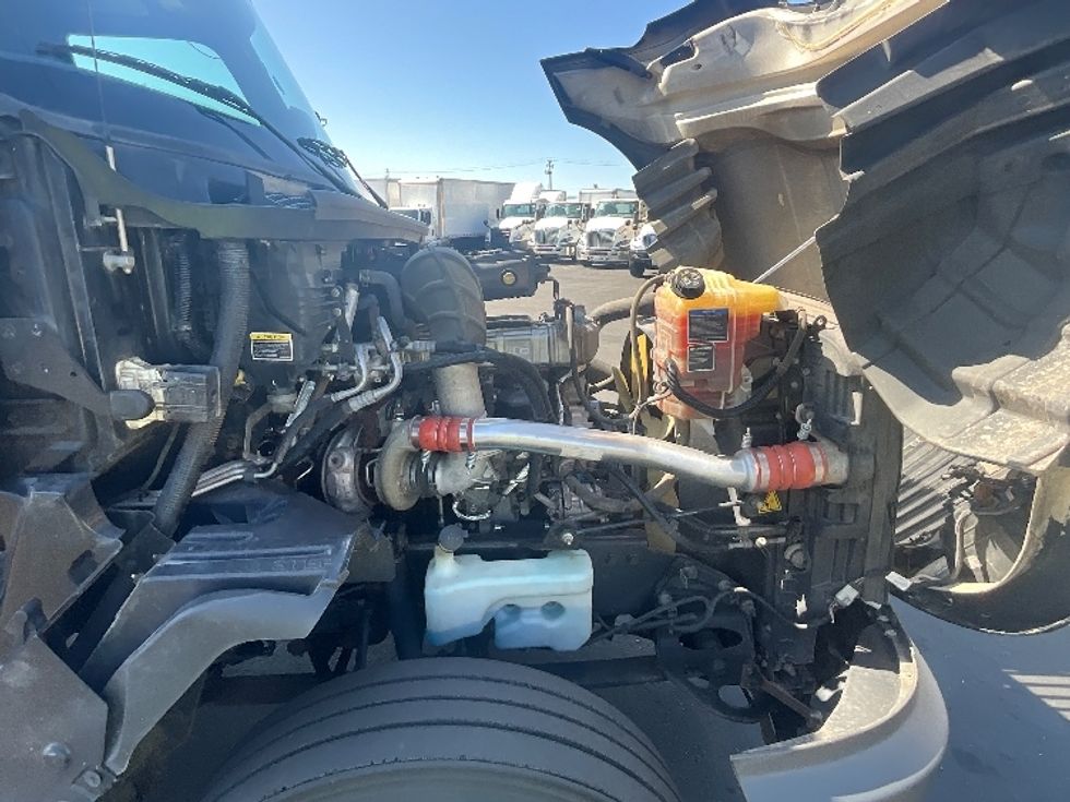 Sleeper Tractor-Heavy Duty Tractors-International-2020-LT625-East Chicago-IN-392,400\n\t\tmiles-$ 33,250 - Image 20