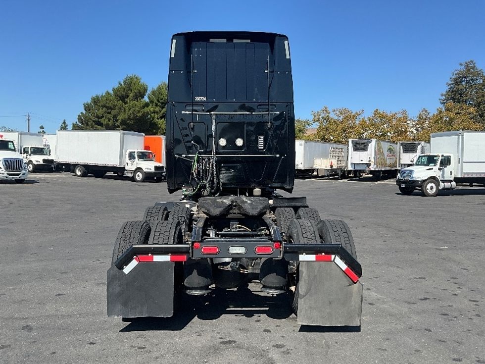 Sleeper Tractor-Heavy Duty Tractors-International-2020-LT625-East Chicago-IN-392,400\n\t\tmiles-$ 33,250 - Image 6