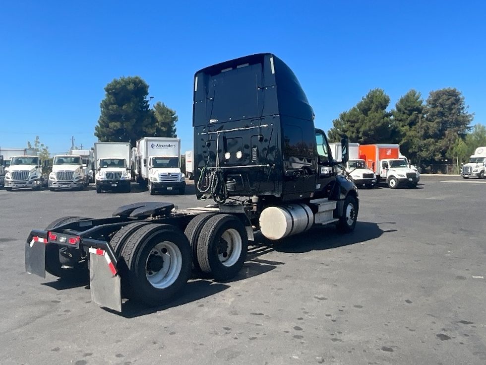 Sleeper Tractor-Heavy Duty Tractors-International-2020-LT625-East Chicago-IN-392,400\n\t\tmiles-$ 33,250 - Image 7