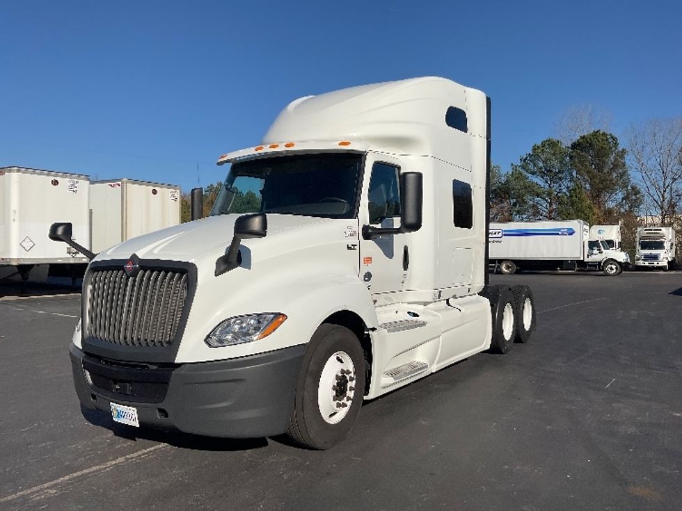 Sleeper Tractor-Heavy Duty Tractors-International-2020-LT625-East Chicago-IN-454,656\n\t\tmiles-$ 52,750 - Image 3