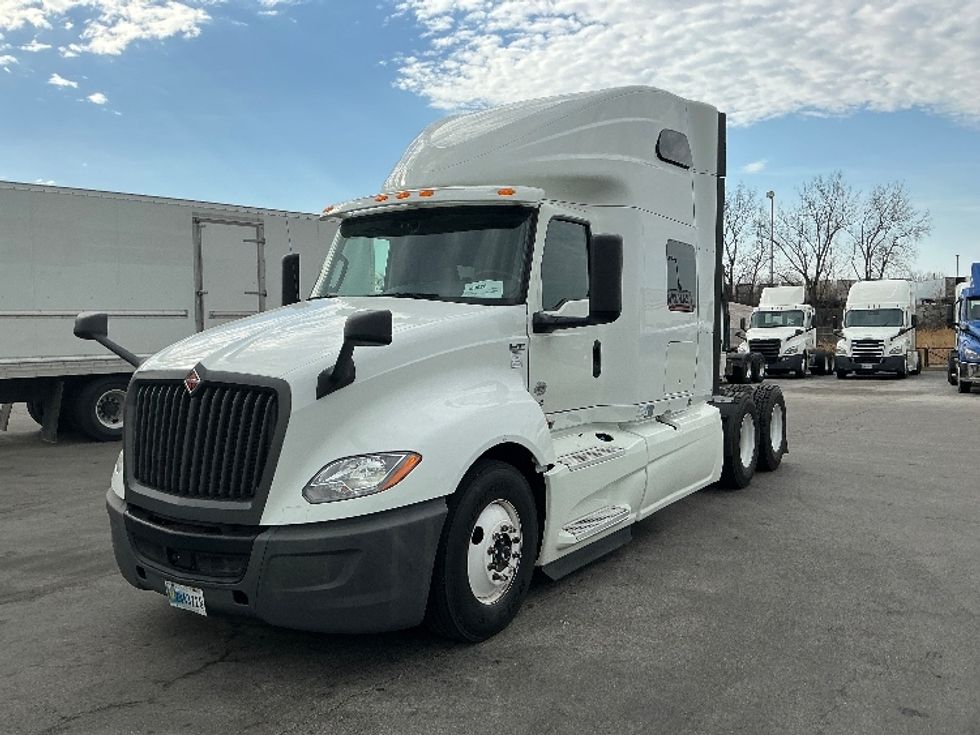 Sleeper Tractor-Heavy Duty Tractors-International-2020-LT625-East Chicago-IN-551,883\n\t\tmiles-$ 36,500 - Image 3