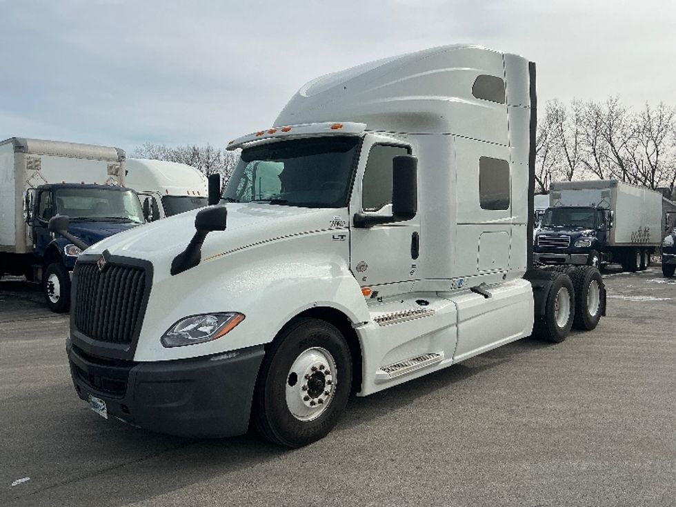 Sleeper Tractor-Heavy Duty Tractors-International-2020-LT625-East Chicago-IN-626,638\n\t\tmiles-$ 31,500 - Image 3