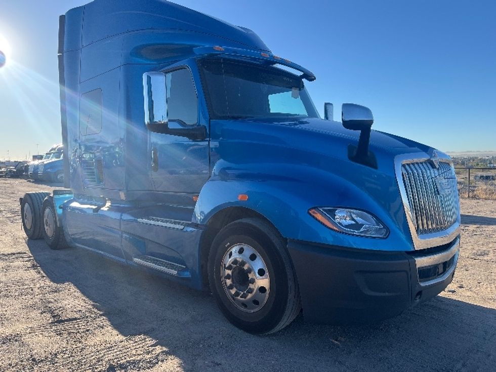 Sleeper Tractor-Heavy Duty Tractors-International-2020-LT625-El Paso-TX-520,474\n\t\tmiles-$ 48,250 - Image 1