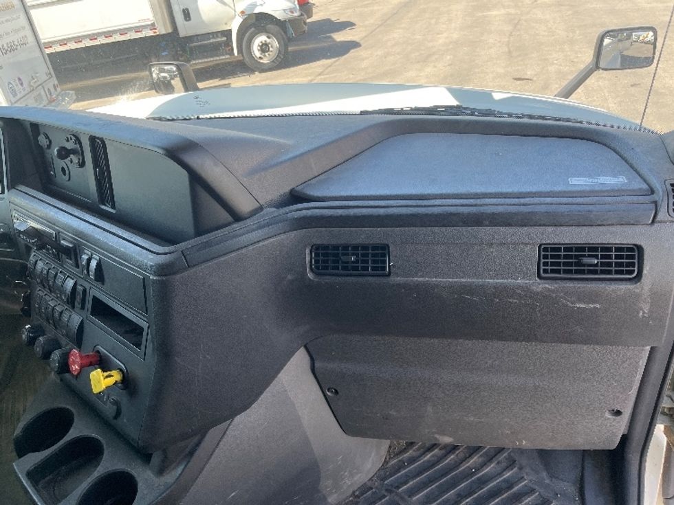 Sleeper Tractor-Heavy Duty Tractors-International-2020-LT625-El Paso-TX-581,261\n\t\tmiles-$ 42,000 - Image 14