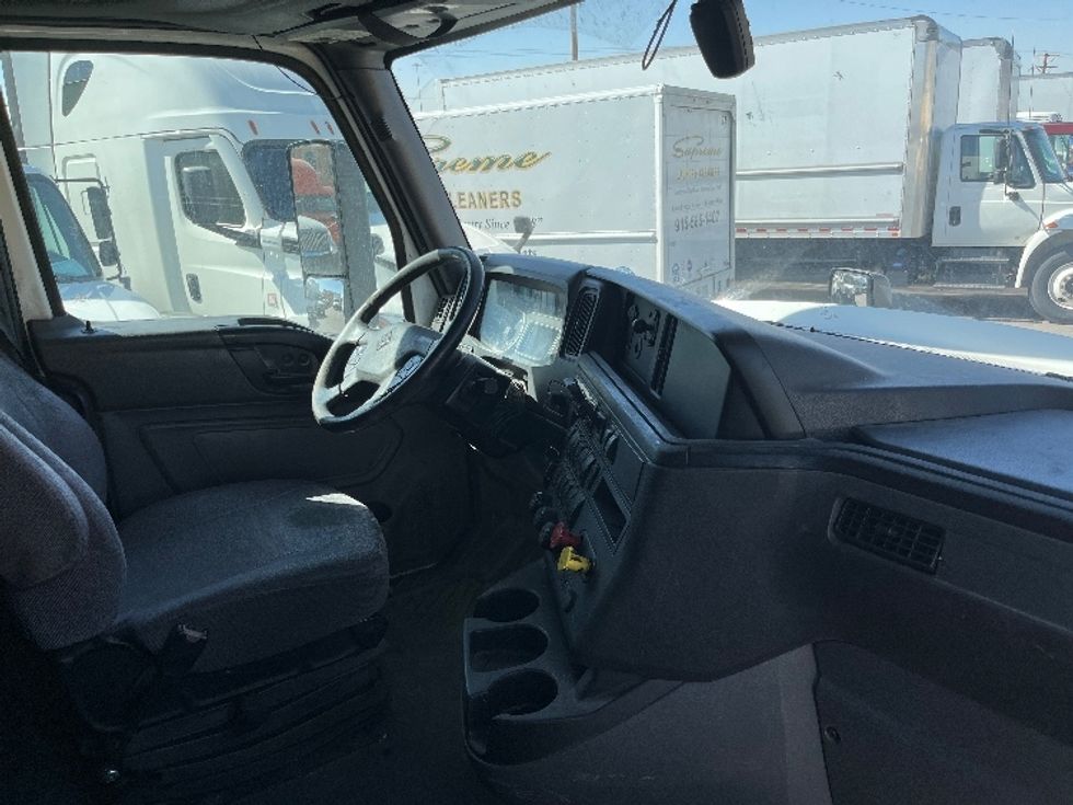 Sleeper Tractor-Heavy Duty Tractors-International-2020-LT625-El Paso-TX-581,261\n\t\tmiles-$ 42,000 - Image 15