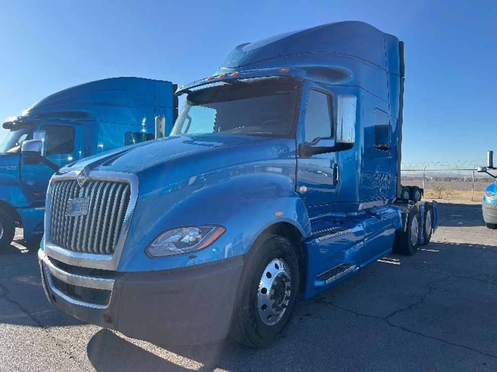 Sleeper Tractor-Heavy Duty Tractors-International-2020-LT625-El Paso-TX-582,446\n\t\tmiles-$ 44,000 - Image 3