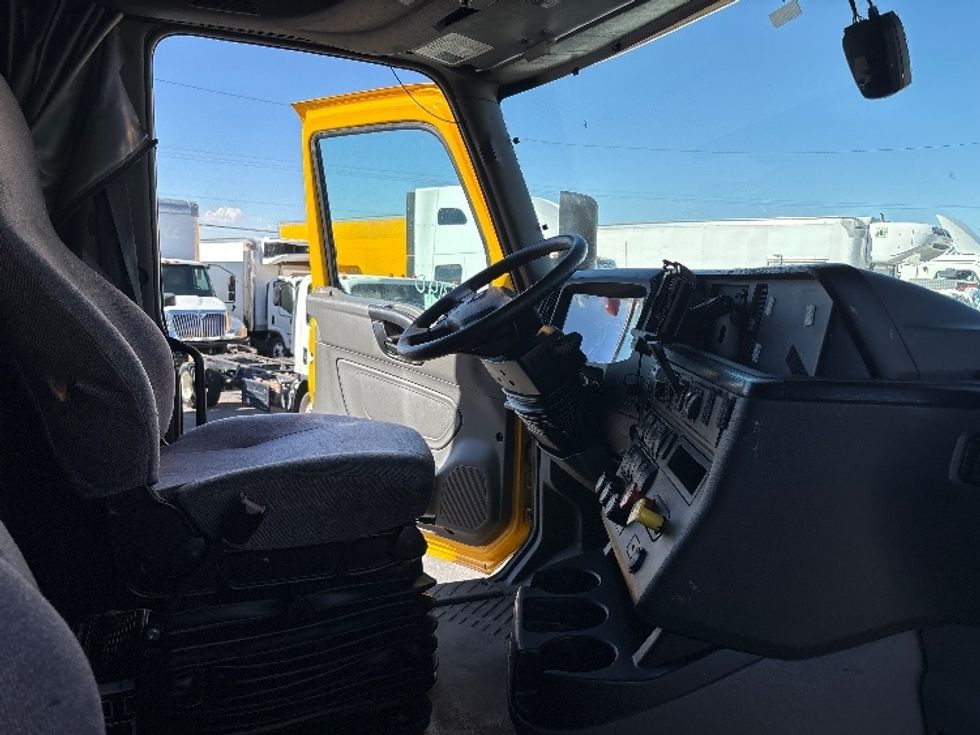 Sleeper Tractor-Heavy Duty Tractors-International-2020-LT625-El Paso-TX-604,309\n\t\tmiles-$ 35,500 - Image 15