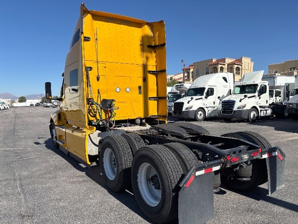 Sleeper Tractor-Heavy Duty Tractors-International-2020-LT625-El Paso-TX-604,309\n\t\tmiles-$ 35,500 - Image 5