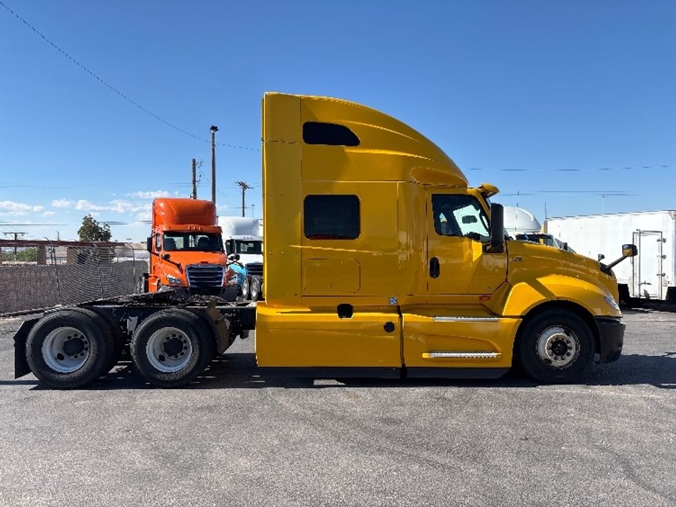 Sleeper Tractor-Heavy Duty Tractors-International-2020-LT625-El Paso-TX-604,309\n\t\tmiles-$ 35,500 - Image 8
