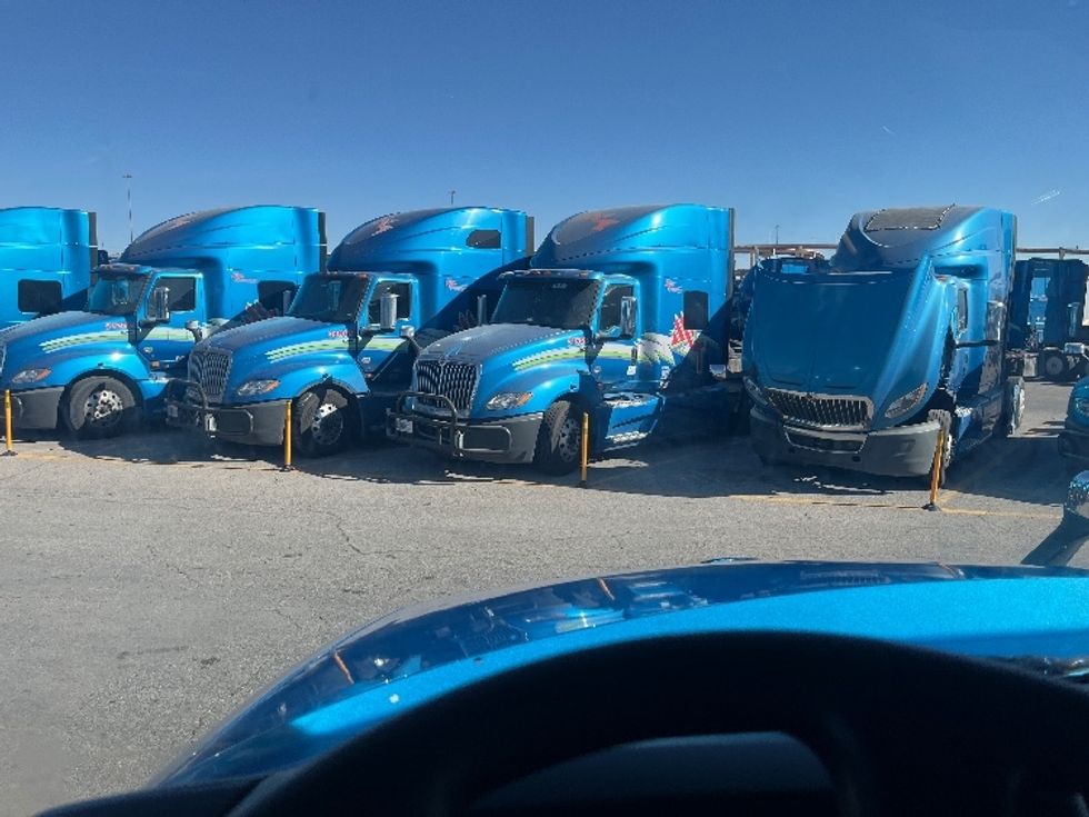 Sleeper Tractor-Heavy Duty Tractors-International-2020-LT625-El Paso-TX-616,515\n\t\tmiles-$ 37,500 - Image 11