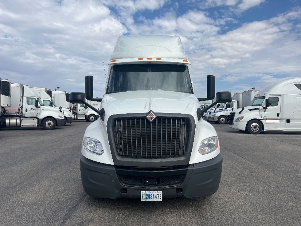 Sleeper Tractor-Heavy Duty Tractors-International-2020-LT625-El Paso-TX-619,328\n\t\tmiles-$ 48,250 - Image 2
