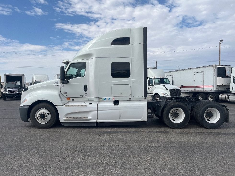 Sleeper Tractor-Heavy Duty Tractors-International-2020-LT625-El Paso-TX-619,328\n\t\tmiles-$ 48,250 - Image 4