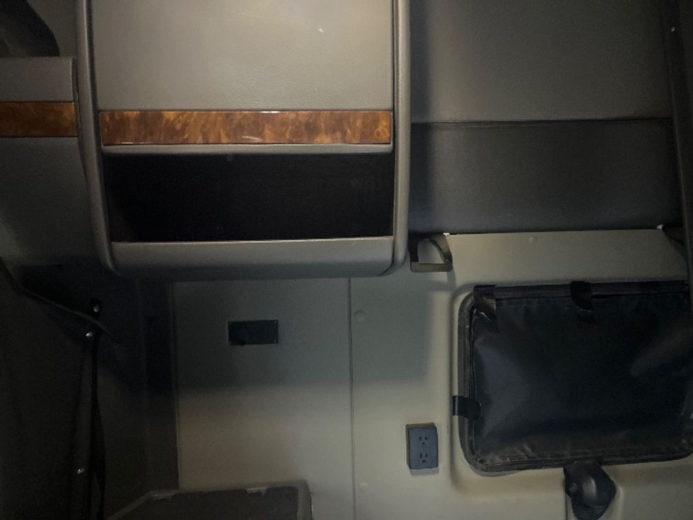 Sleeper Tractor-Heavy Duty Tractors-International-2020-LT625-El Paso-TX-633,465\n\t\tmiles-$ 36,250 - Image 19