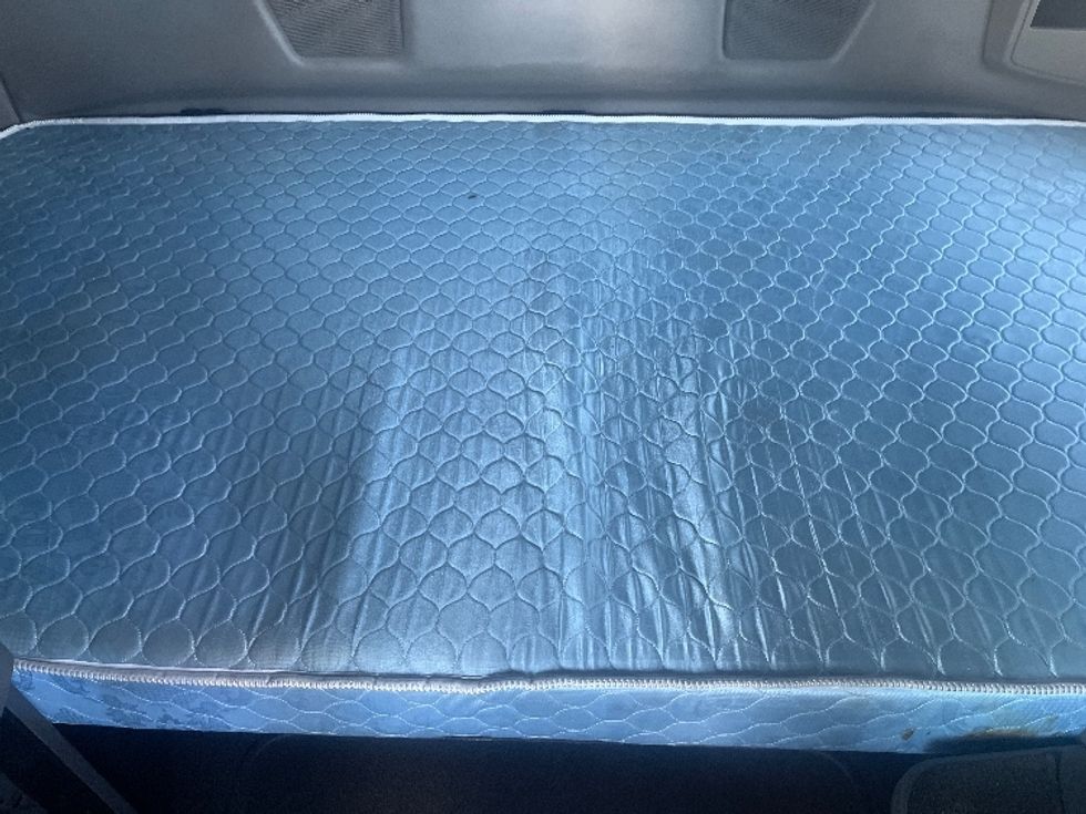 Sleeper Tractor-Heavy Duty Tractors-International-2020-LT625-El Paso-TX-657,506\n\t\tmiles-$ 34,500 - Image 17