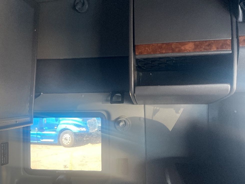 Sleeper Tractor-Heavy Duty Tractors-International-2020-LT625-El Paso-TX-657,506\n\t\tmiles-$ 34,500 - Image 18