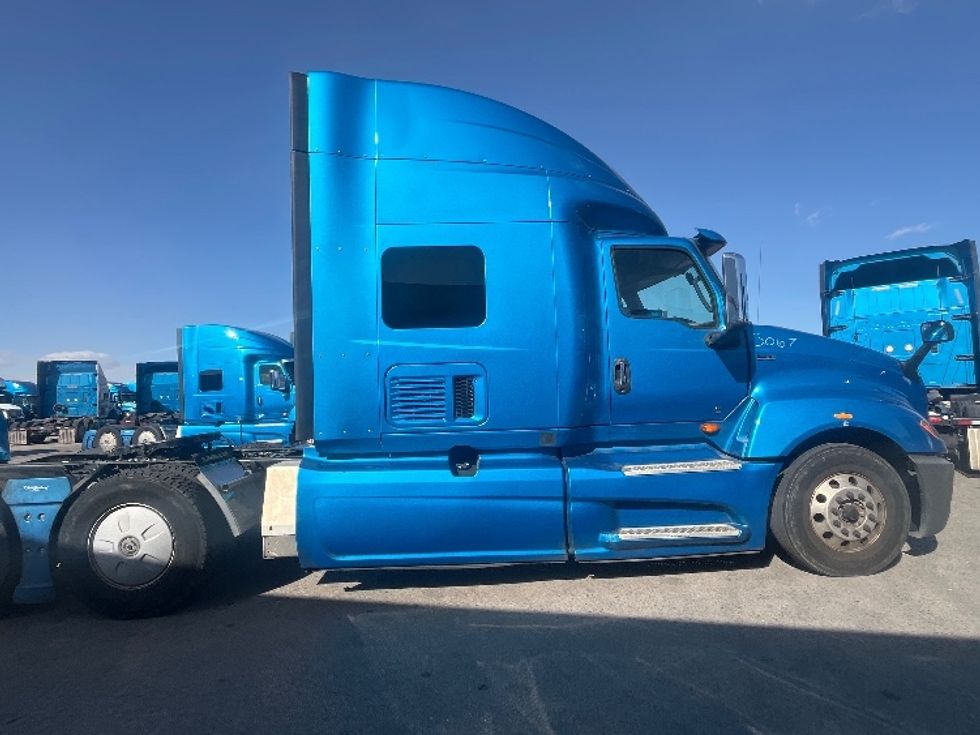 Sleeper Tractor-Heavy Duty Tractors-International-2020-LT625-El Paso-TX-657,506\n\t\tmiles-$ 34,500 - Image 8