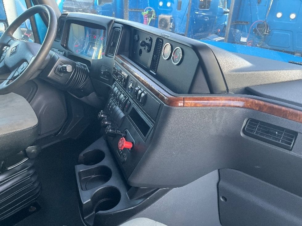 Sleeper Tractor-Heavy Duty Tractors-International-2020-LT625-El Paso-TX-680,601\n\t\tmiles-$ 33,000 - Image 15