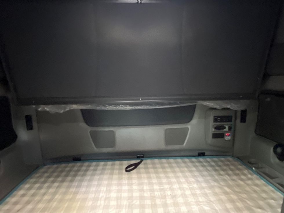 Sleeper Tractor-Heavy Duty Tractors-International-2020-LT625-El Paso-TX-680,601\n\t\tmiles-$ 33,000 - Image 17