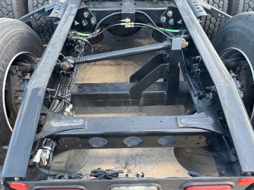 Sleeper Tractor-Heavy Duty Tractors-International-2020-LT625-El Paso-TX-680,601\n\t\tmiles-$ 33,000 - Image 6