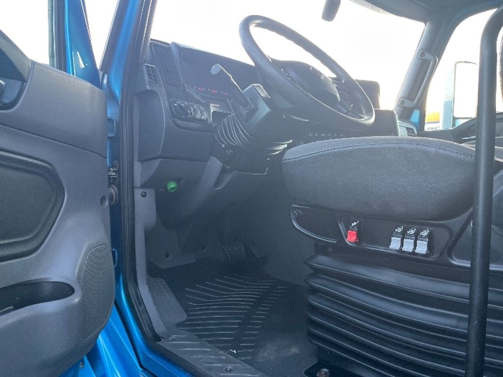 Sleeper Tractor-Heavy Duty Tractors-International-2020-LT625-El Paso-TX-680,601\n\t\tmiles-$ 33,000 - Image 9