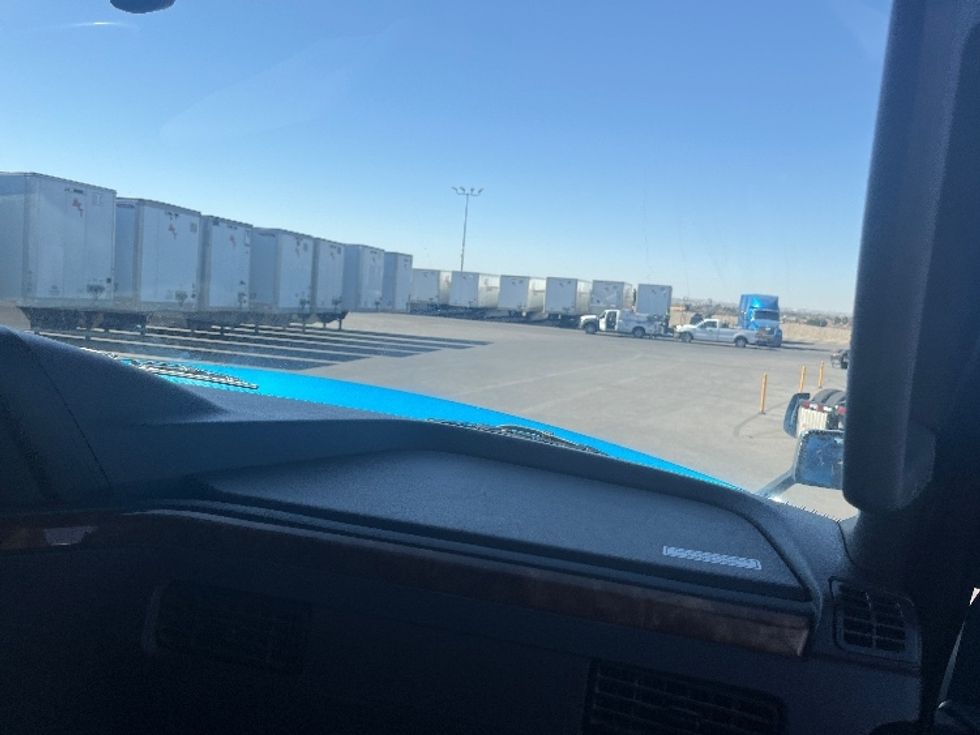 Sleeper Tractor-Heavy Duty Tractors-International-2020-LT625-El Paso-TX-684,447\n\t\tmiles-$ 32,750 - Image 14