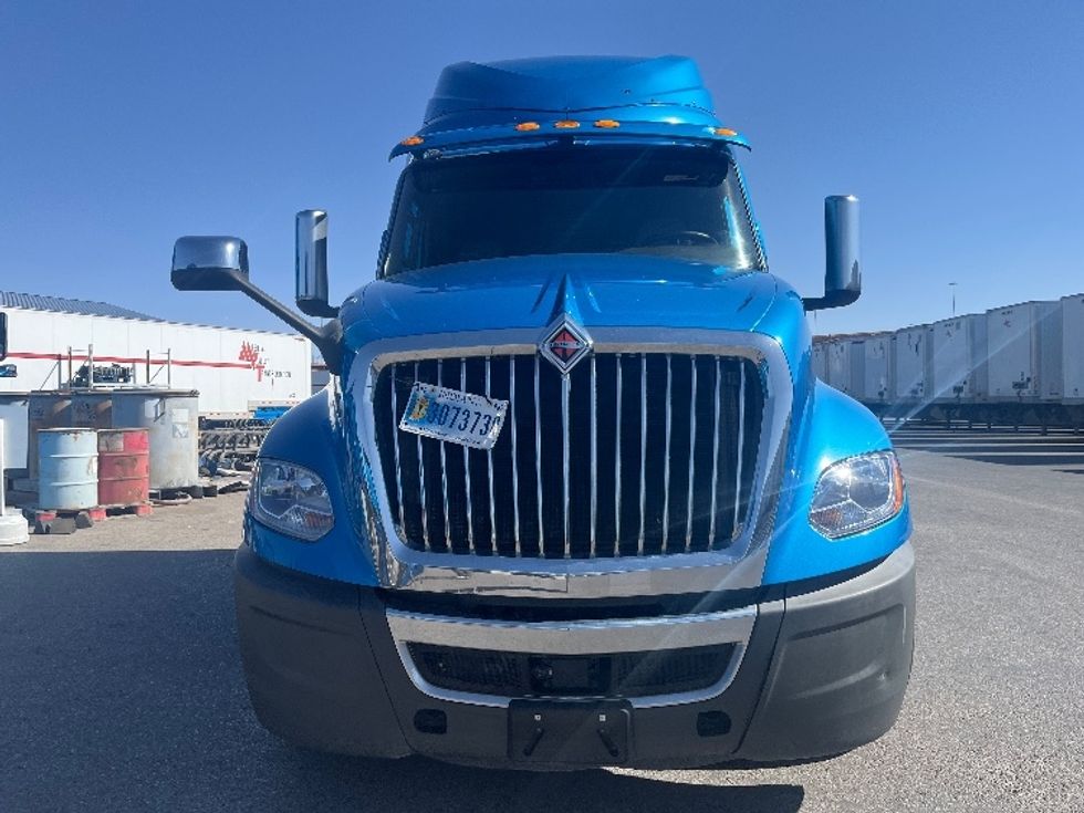 Sleeper Tractor-Heavy Duty Tractors-International-2020-LT625-El Paso-TX-684,447\n\t\tmiles-$ 32,750 - Image 2