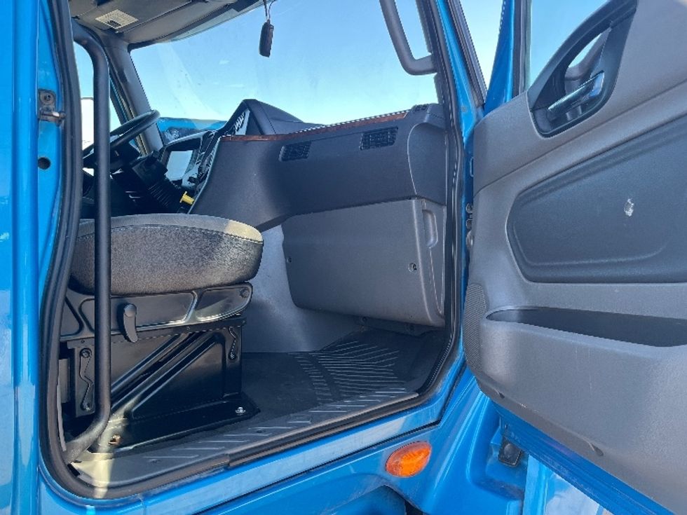 Sleeper Tractor-Heavy Duty Tractors-International-2020-LT625-El Paso-TX-689,877\n\t\tmiles-$ 32,250 - Image 13