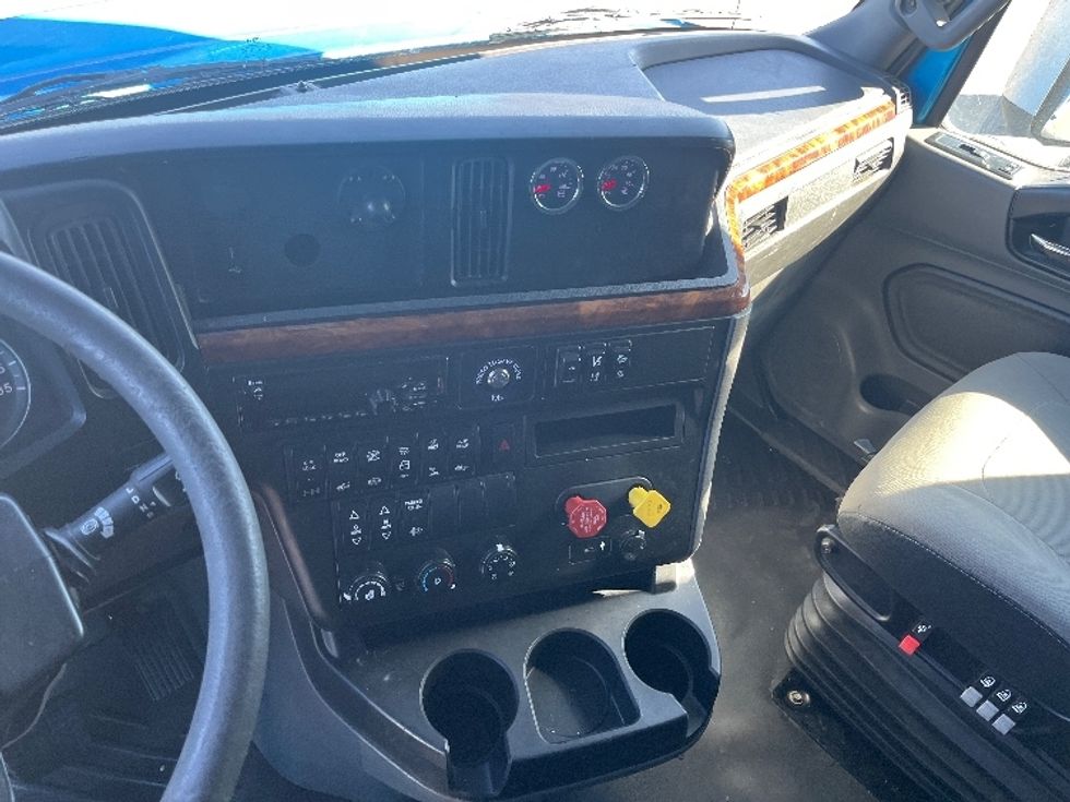 Sleeper Tractor-Heavy Duty Tractors-International-2020-LT625-El Paso-TX-692,864\n\t\tmiles-$ 32,250 - Image 10