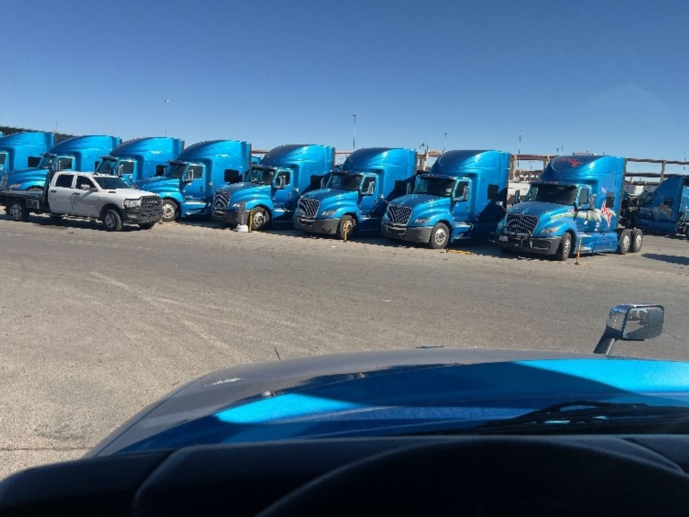 Sleeper Tractor-Heavy Duty Tractors-International-2020-LT625-El Paso-TX-692,864\n\t\tmiles-$ 32,250 - Image 11