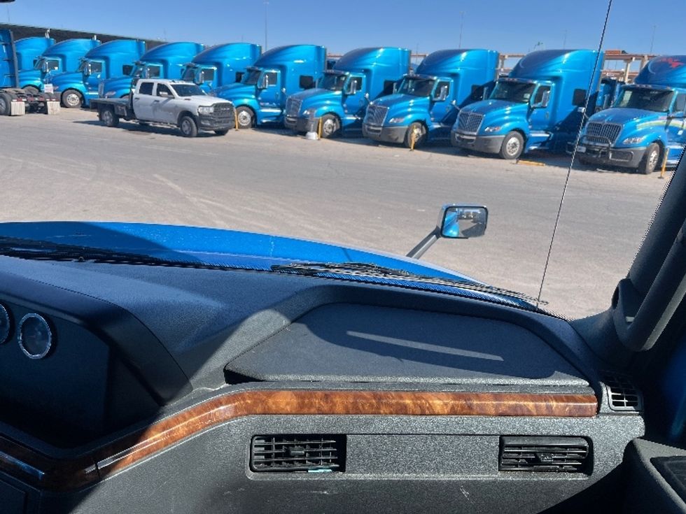 Sleeper Tractor-Heavy Duty Tractors-International-2020-LT625-El Paso-TX-692,864\n\t\tmiles-$ 32,250 - Image 14