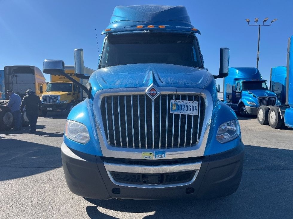 Sleeper Tractor-Heavy Duty Tractors-International-2020-LT625-El Paso-TX-692,864\n\t\tmiles-$ 32,250 - Image 2