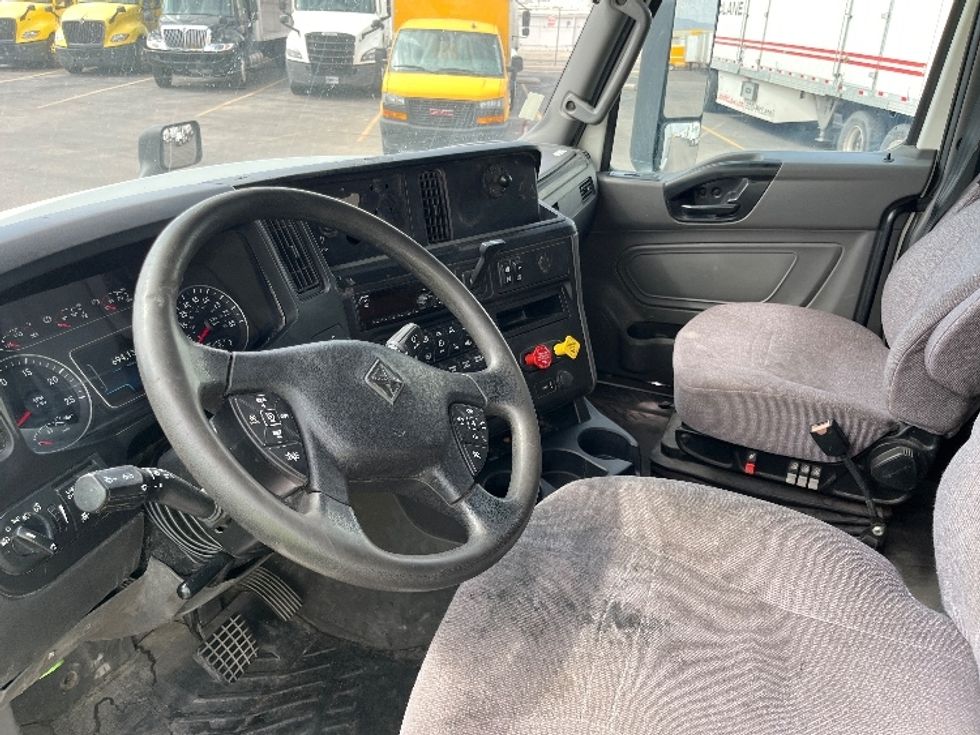 Sleeper Tractor-Heavy Duty Tractors-International-2020-LT625-El Paso-TX-694,138\n\t\tmiles-$ 41,500 - Image 10