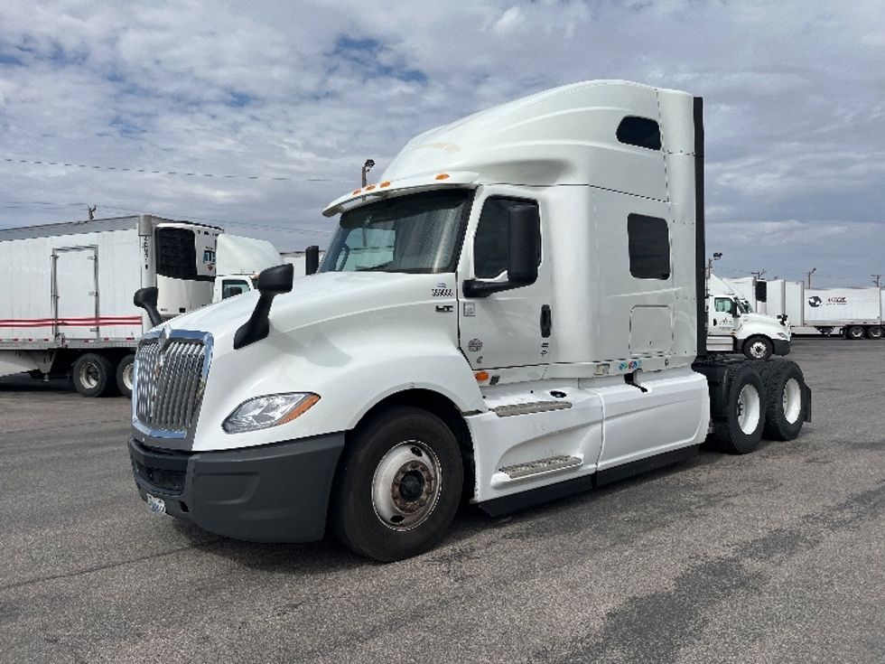 Sleeper Tractor-Heavy Duty Tractors-International-2020-LT625-El Paso-TX-694,138\n\t\tmiles-$ 41,500 - Image 3