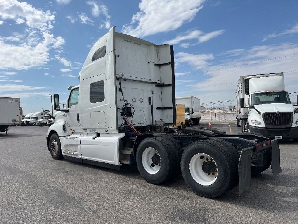 Sleeper Tractor-Heavy Duty Tractors-International-2020-LT625-El Paso-TX-694,138\n\t\tmiles-$ 41,500 - Image 5