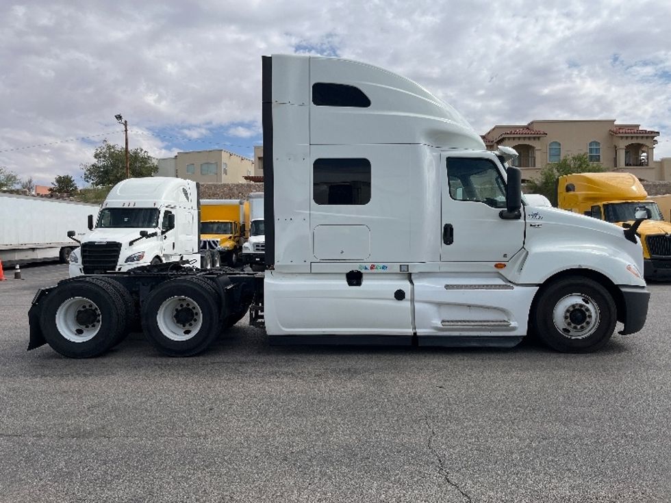 Sleeper Tractor-Heavy Duty Tractors-International-2020-LT625-El Paso-TX-694,138\n\t\tmiles-$ 41,500 - Image 8