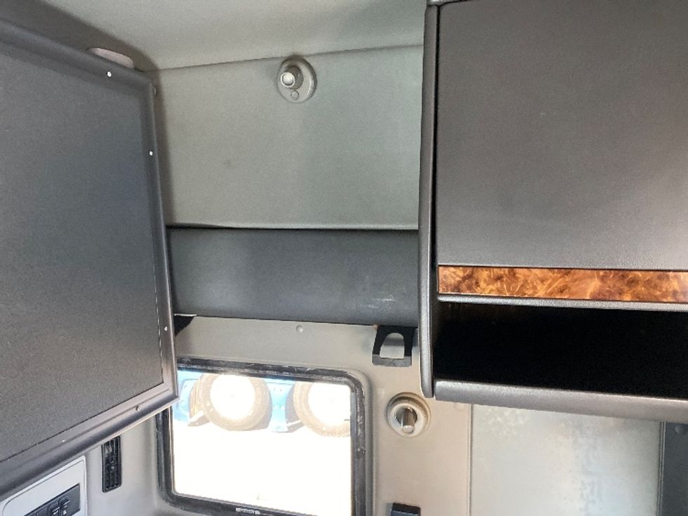 Sleeper Tractor-Heavy Duty Tractors-International-2020-LT625-El Paso-TX-695,127\n\t\tmiles-$ 32,000 - Image 18