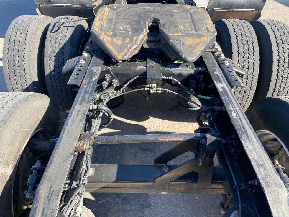 Sleeper Tractor-Heavy Duty Tractors-International-2020-LT625-El Paso-TX-695,127\n\t\tmiles-$ 32,000 - Image 6