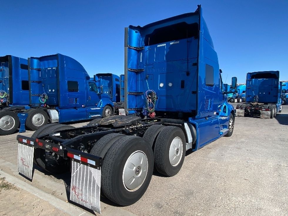 Sleeper Tractor-Heavy Duty Tractors-International-2020-LT625-El Paso-TX-695,127\n\t\tmiles-$ 32,000 - Image 7
