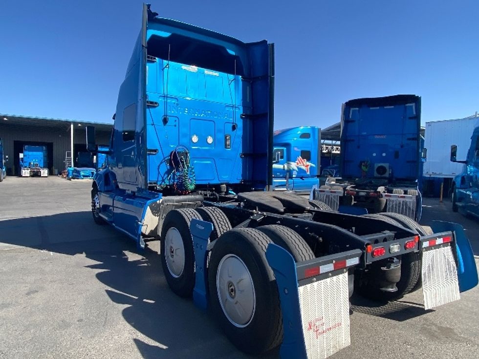 Sleeper Tractor-Heavy Duty Tractors-International-2020-LT625-El Paso-TX-696,145\n\t\tmiles-$ 32,000 - Image 5