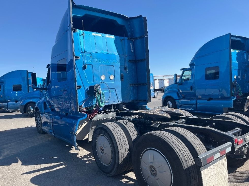 2020 International LT625 LT photo 5