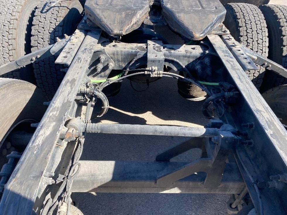 Sleeper Tractor-Heavy Duty Tractors-International-2020-LT625-El Paso-TX-698,745\n\t\tmiles-$ 31,750 - Image 6